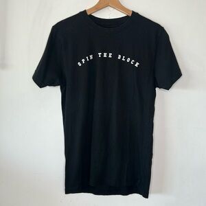Mister Tee Shirt “Spin The Block” in black. Size medium